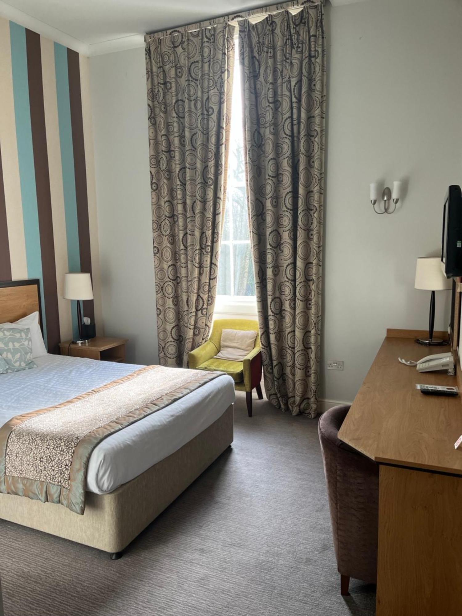 The Riverside House Hotel Mildenhall Kültér fotó