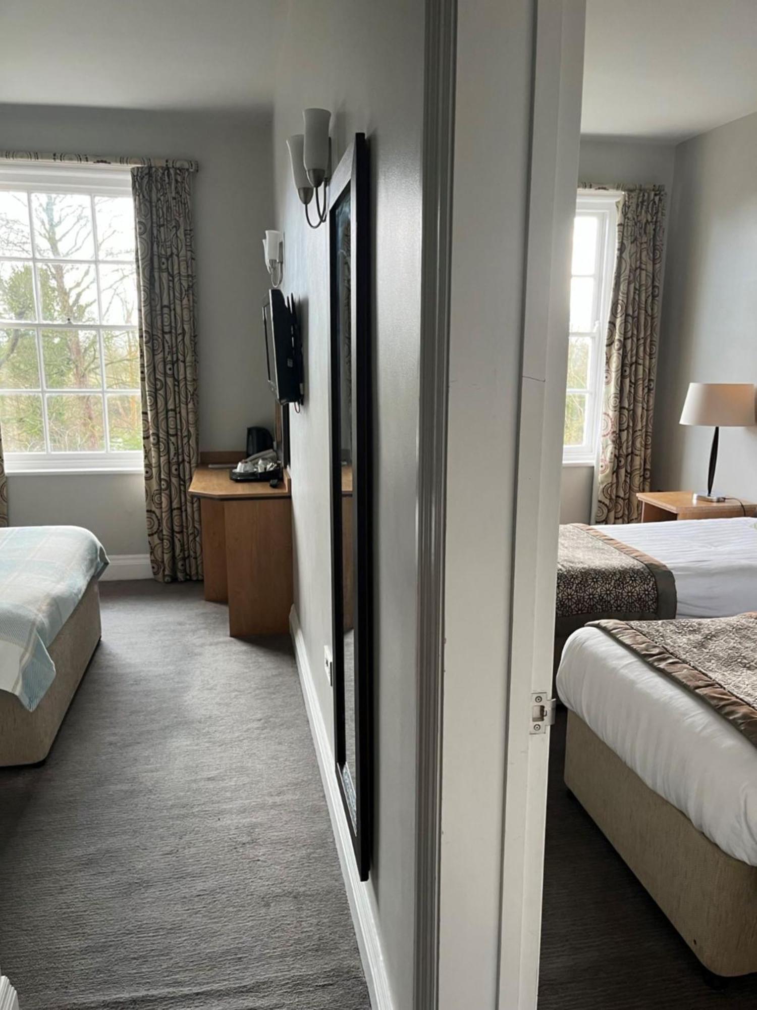 The Riverside House Hotel Mildenhall Kültér fotó